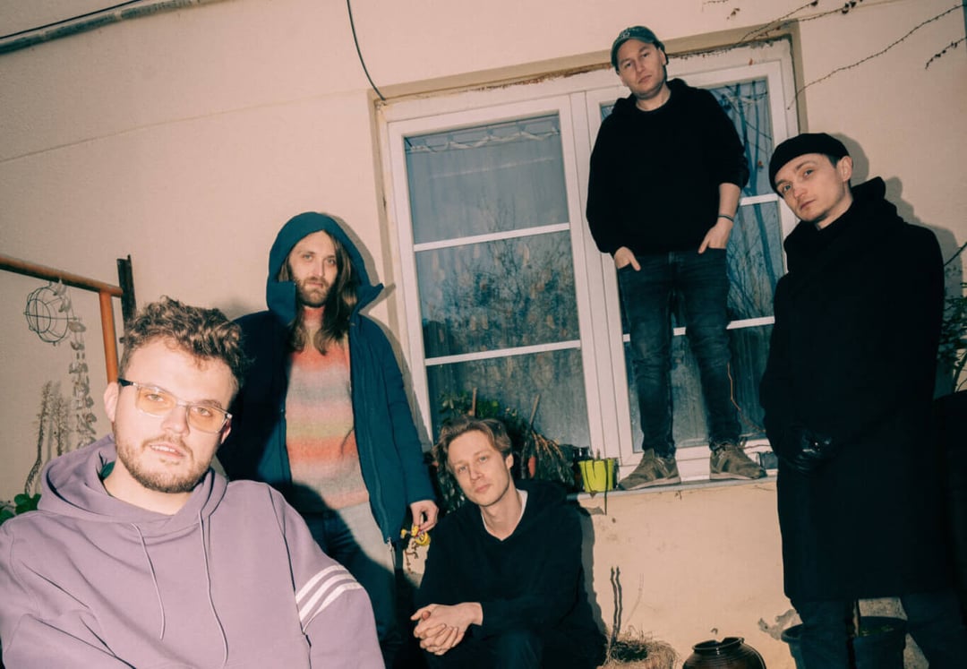 VILA Live: Fields of Grain + teige
