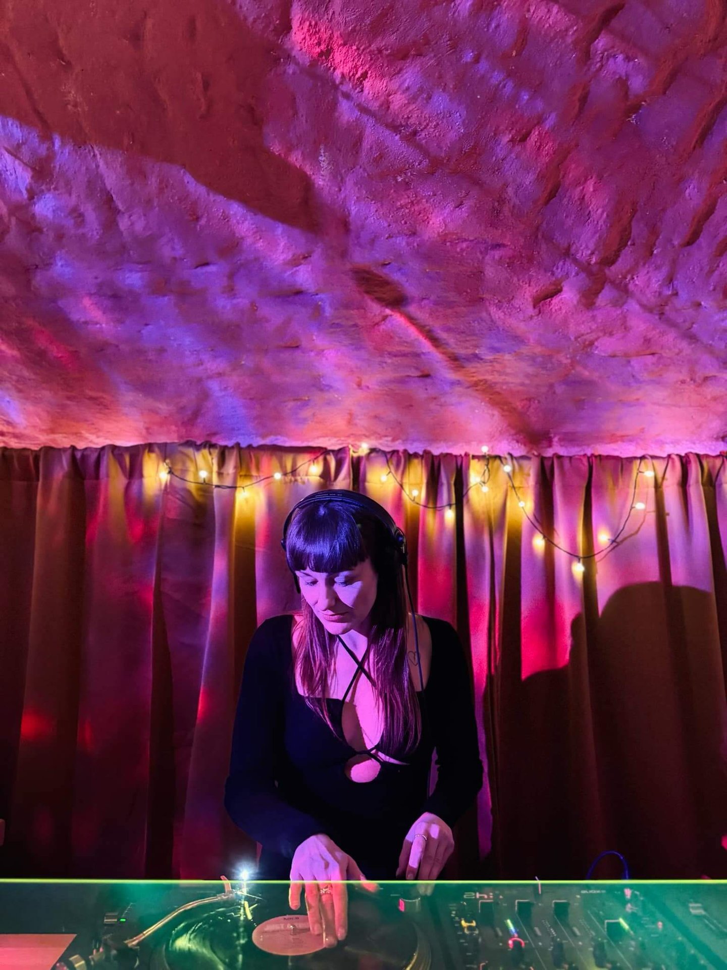 VILA Live: Vhlavolam – Calm Till the Fusion